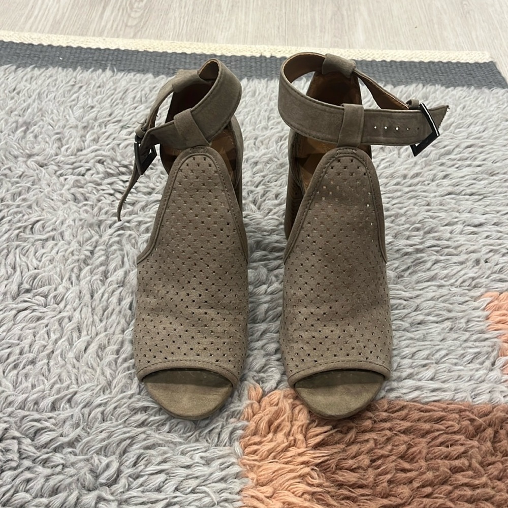 Peep Toe Heels